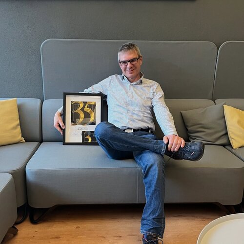 35 Jahre DTS. 35 Jahre „Obi”. Wir feiern 35 Jahre Jörg Obermeier. 🎉
35 Jahre Loyalität, Expertise und Einsatz.
Von... 35 Jahre DTS. 35 Jahre „Obi”. Wir feiern 35 Jahre Jörg Obermeier. 🎉
35 Jahre Loyalität, Expertise und Einsatz.
Von...